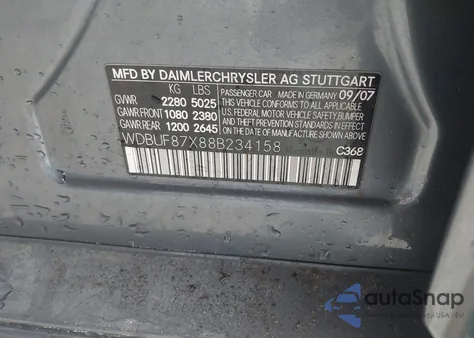 2008 Mercedes-Benz E 350 4Matic z USA, uszkodzony, nr VIN WDBUF87X88B234158